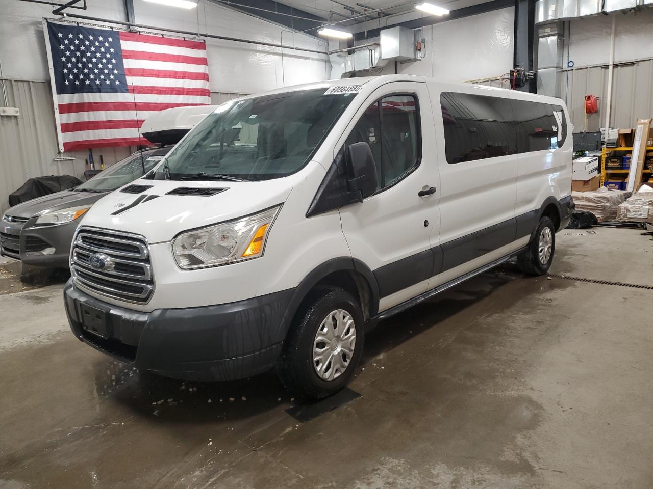 Salvage Ford Transit Image