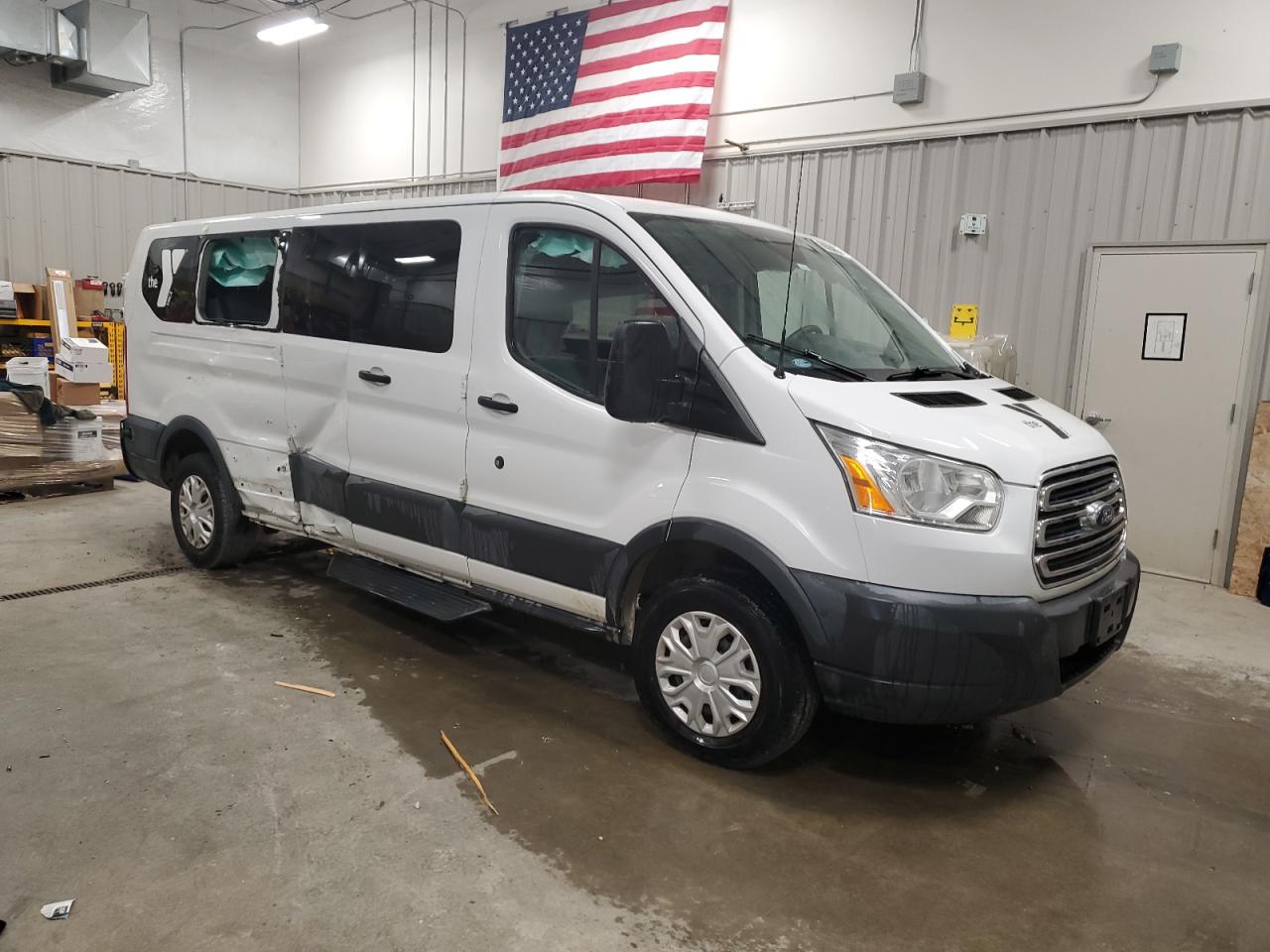 Ford Transit T-350
