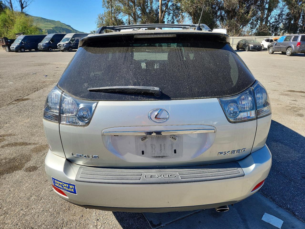 Lexus RX Base
