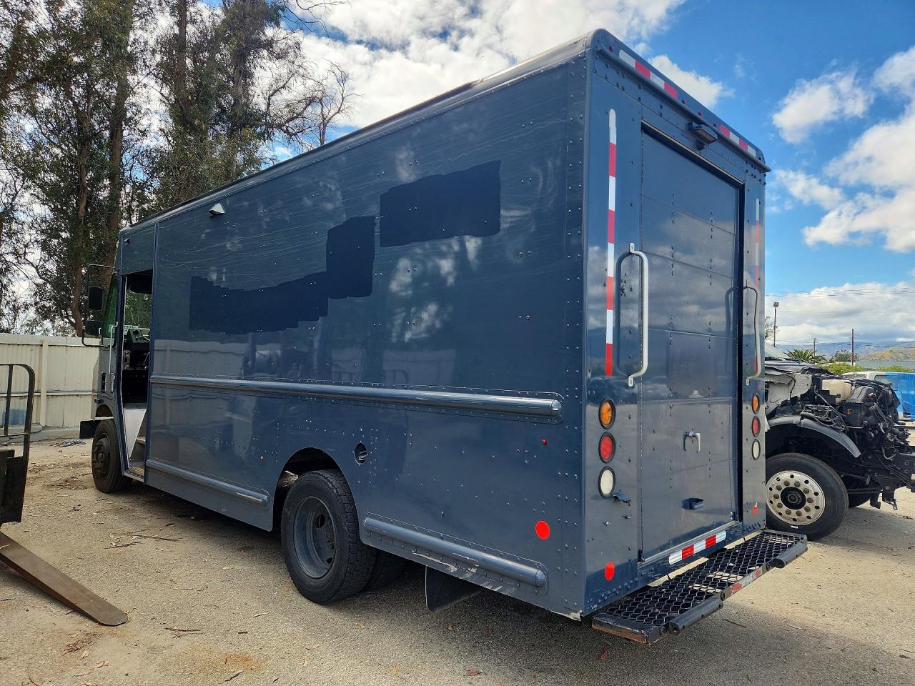 Freightliner Chassis M Line Walk-in Van
