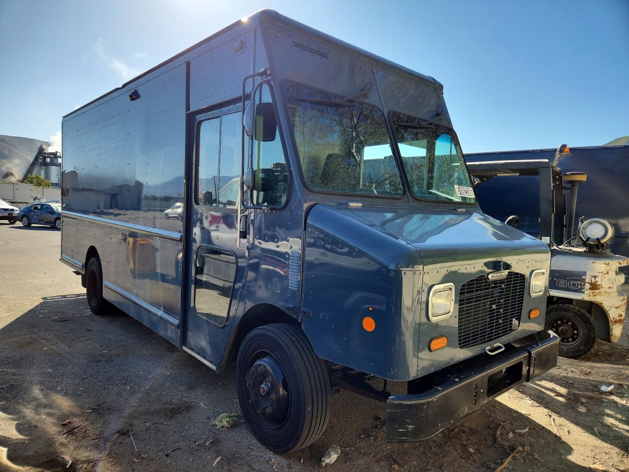 Freightliner Chassis M Line Walk-in Van