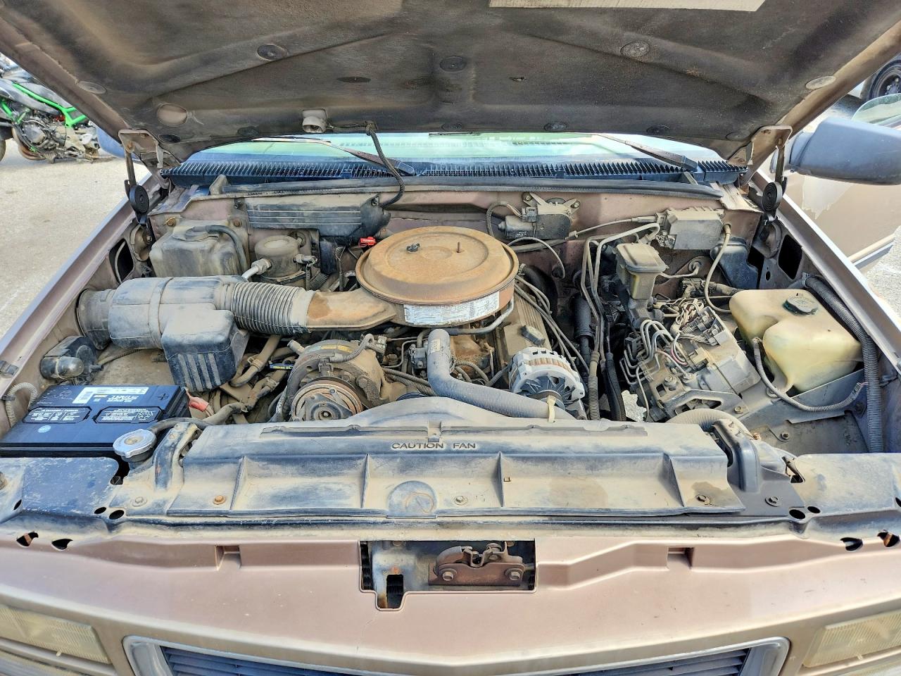 GMC Suburban C2500