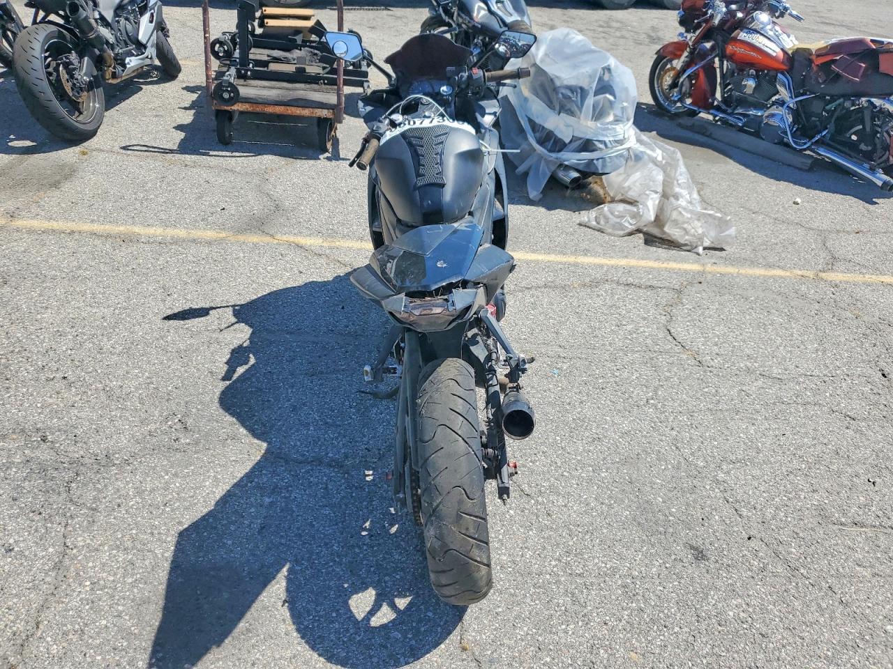 Yamaha Yzf600
