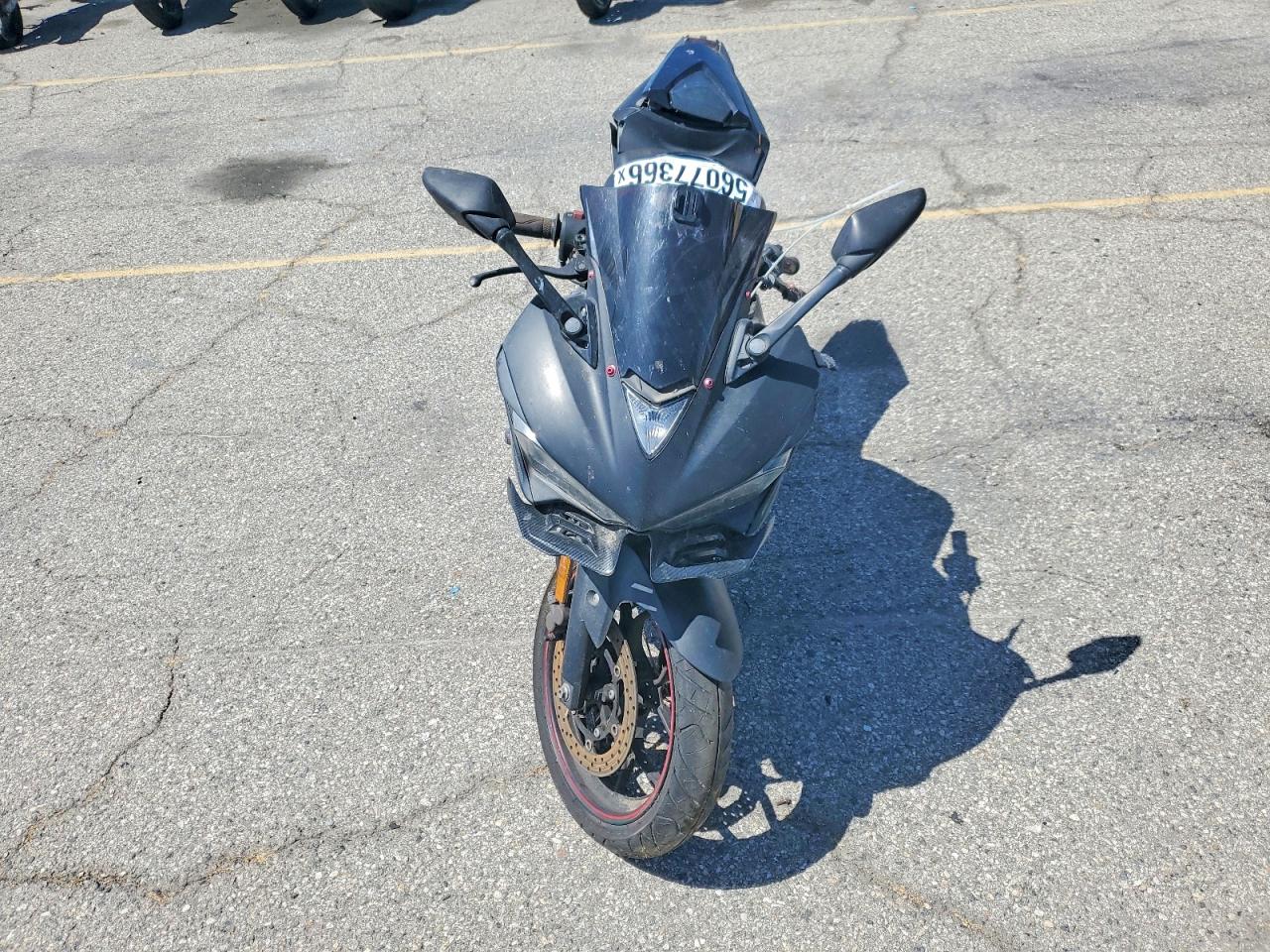 Yamaha Yzf600