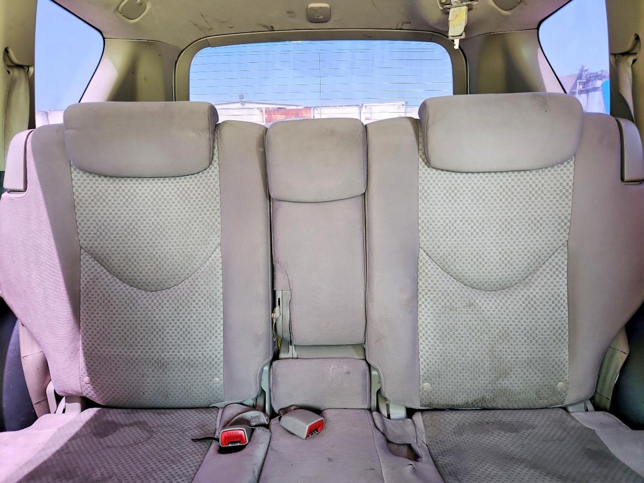 Toyota RAV4 Base