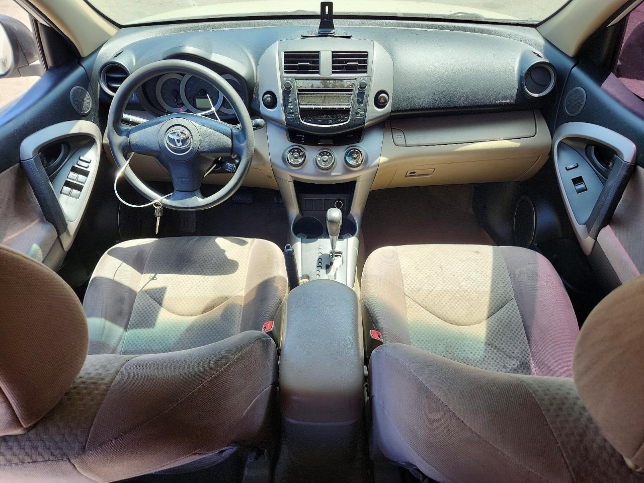 Toyota RAV4 Base