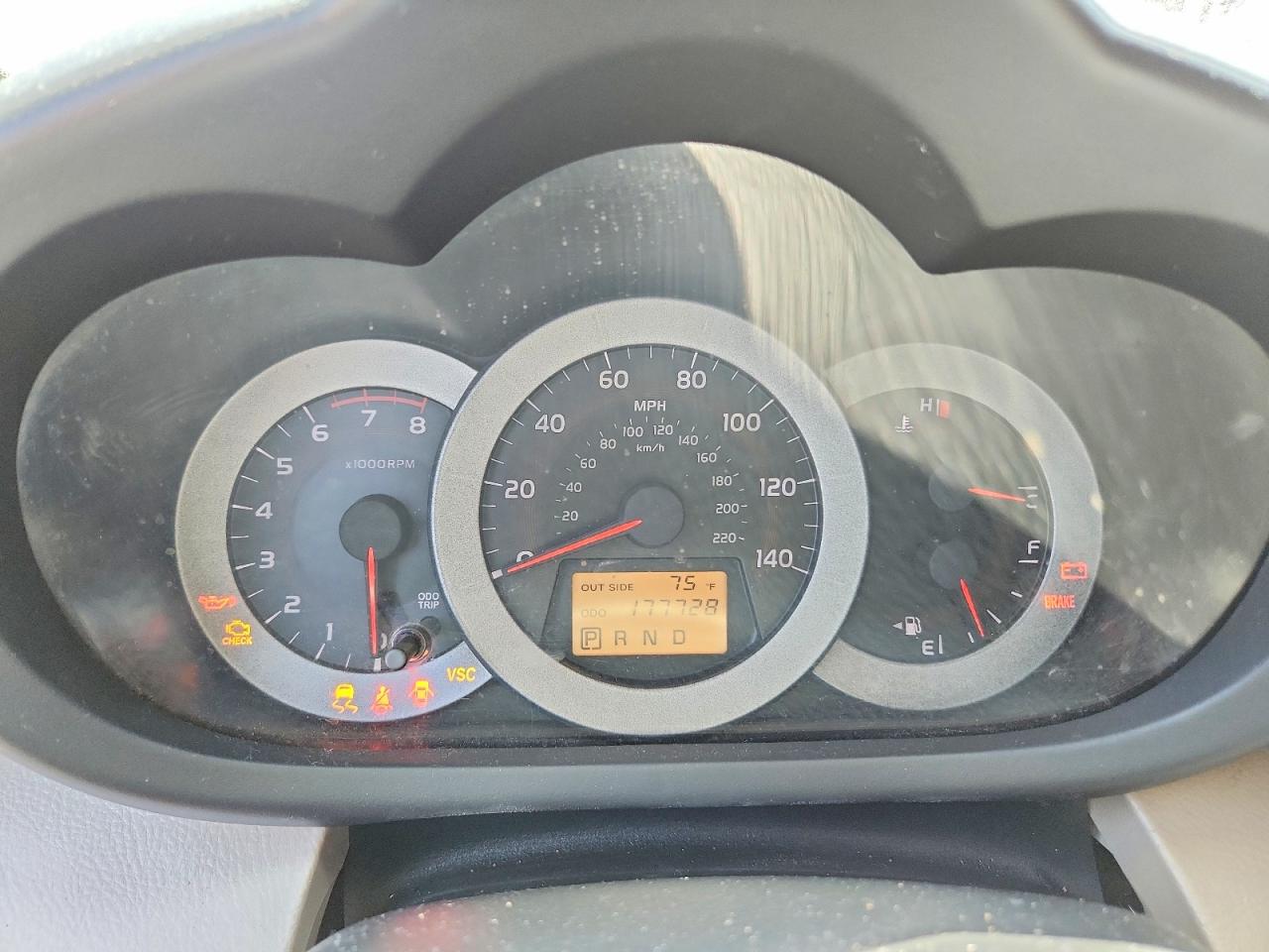 Toyota RAV4 Base