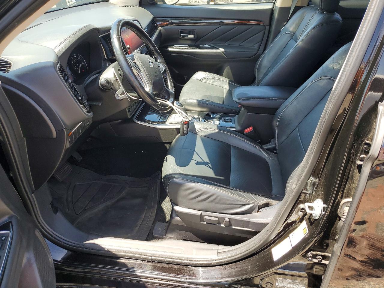 Mitsubishi Outlander Se
