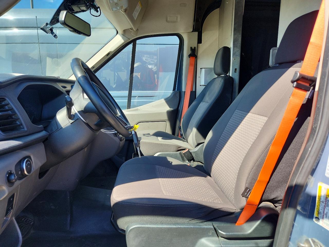 Ford Transit T-250