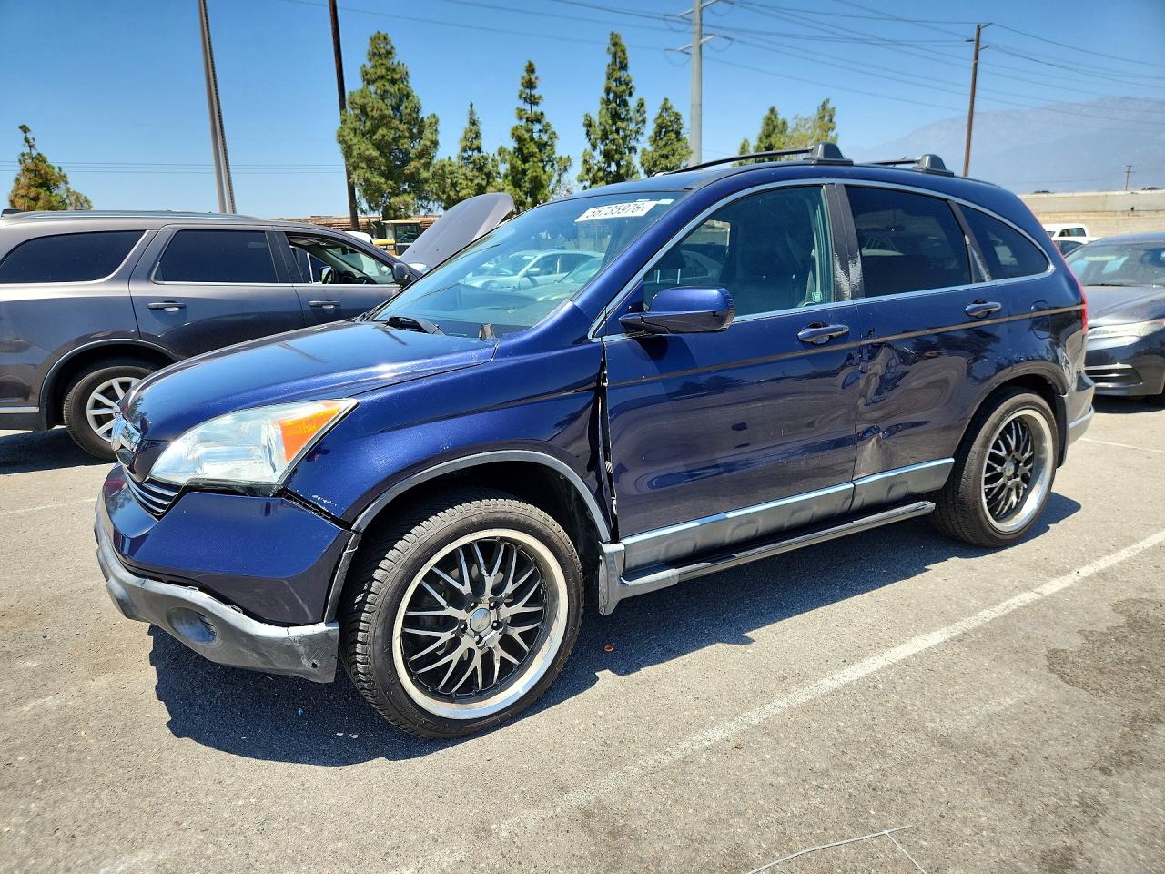 Salvage Honda Crv Image