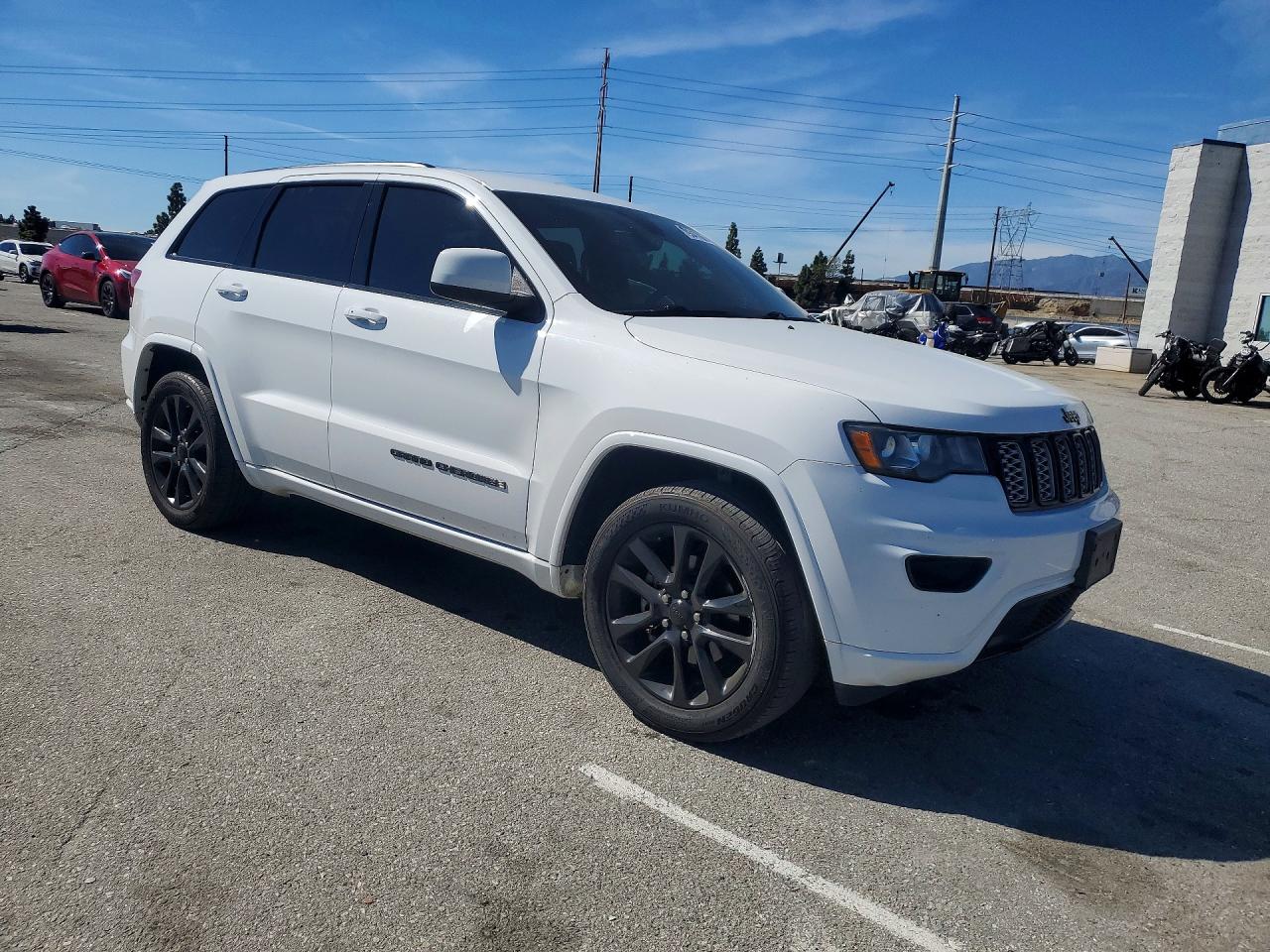 Jeep Grand Cherokee Laredo