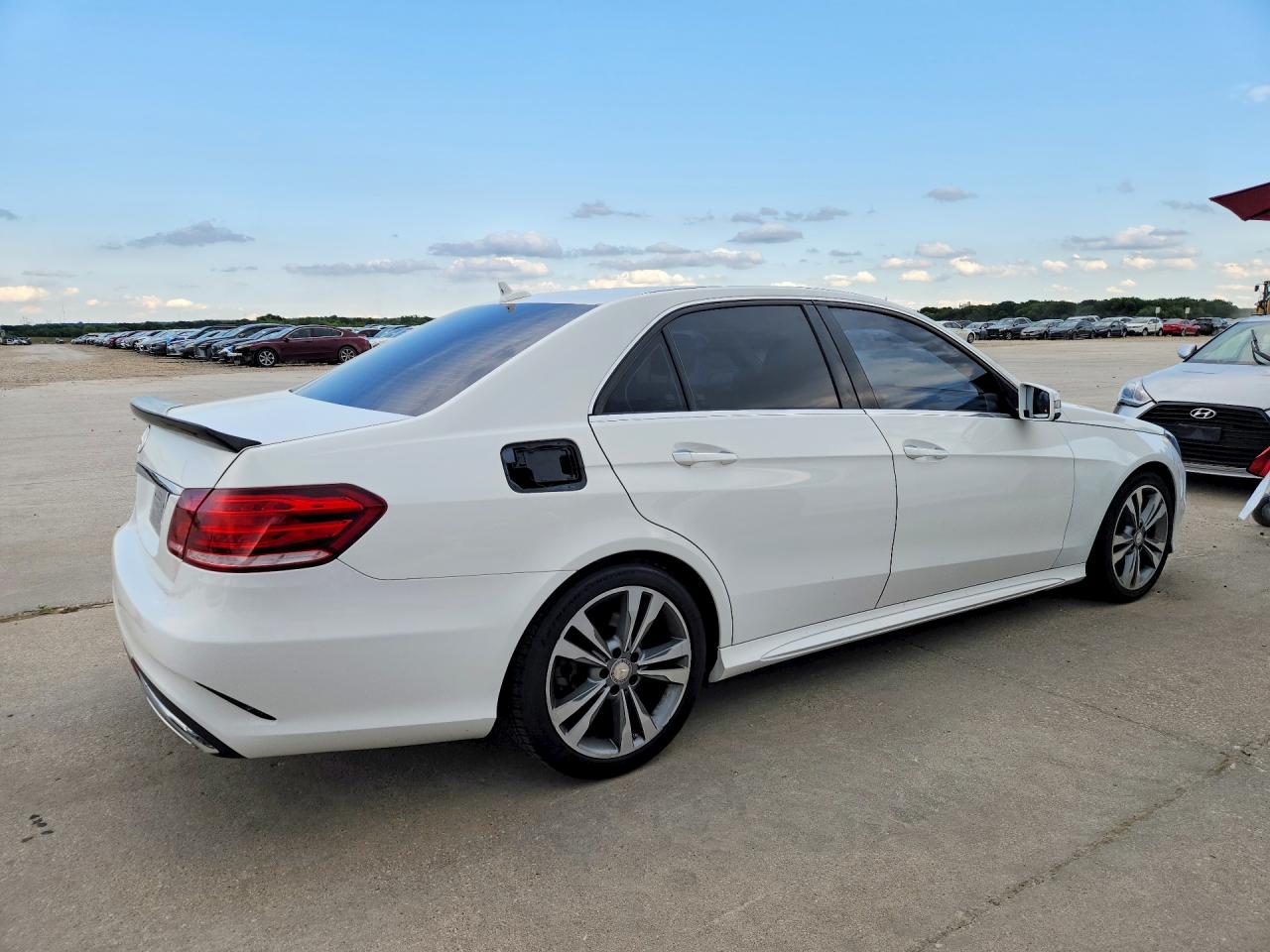Mercedes-Benz E-Class 350