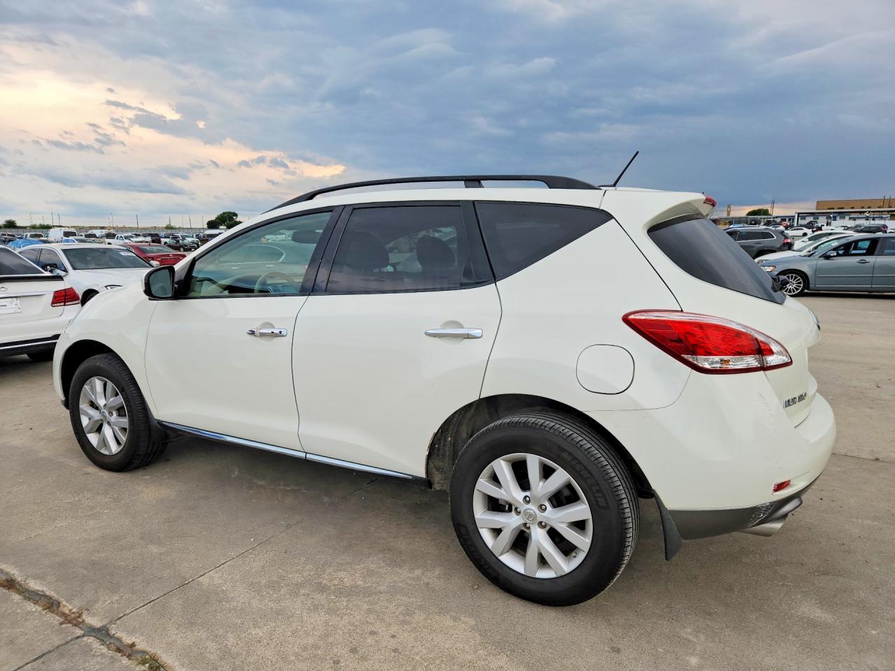 Nissan Murano S