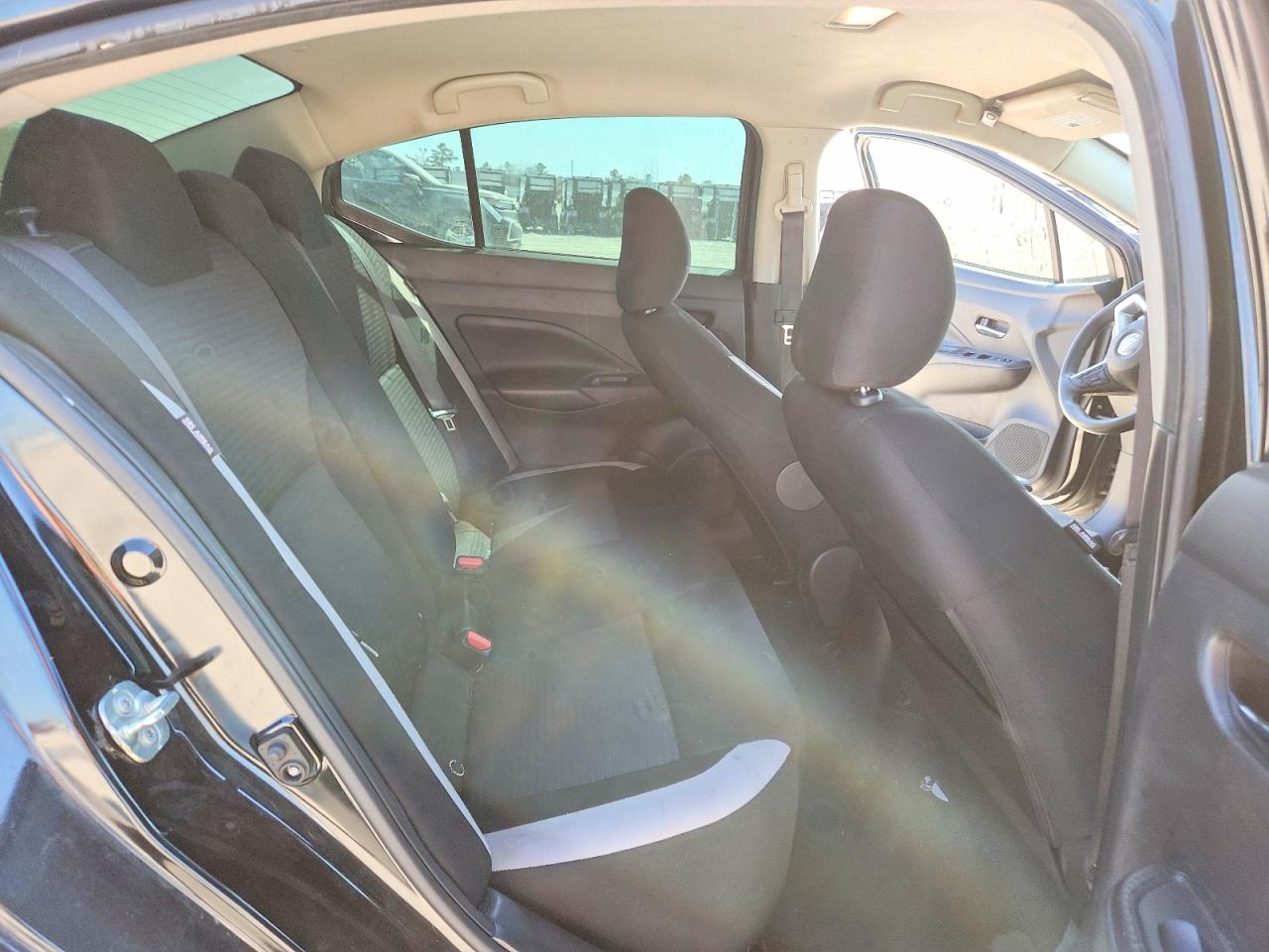 Nissan Versa Sv
