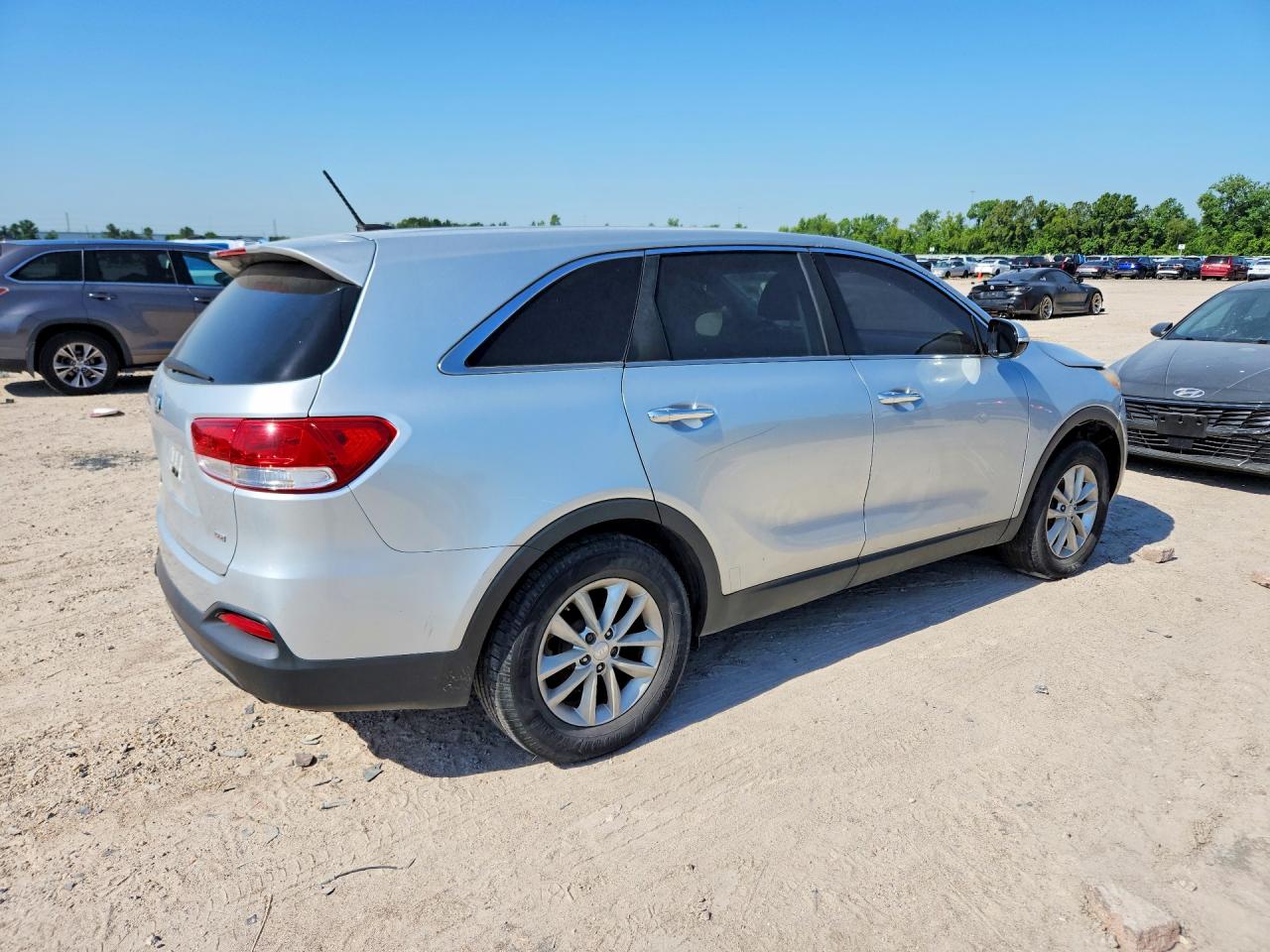 Kia Sorento L