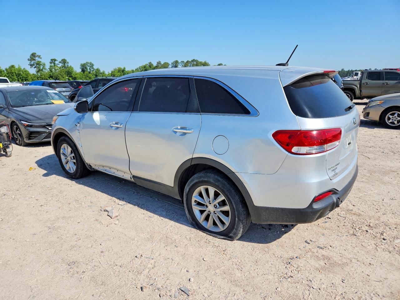 Kia Sorento L