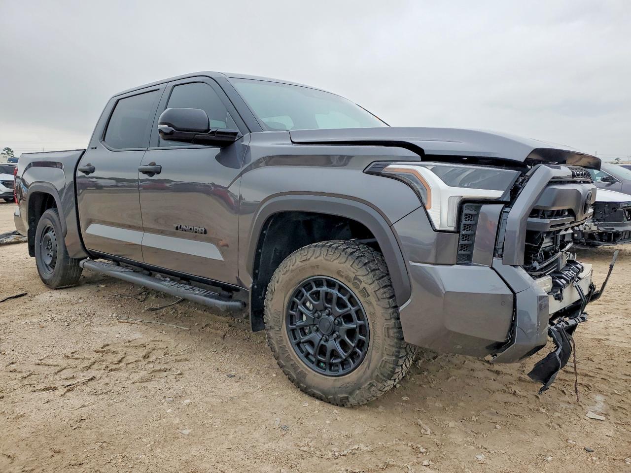 Toyota Tundra Crewmax Sr