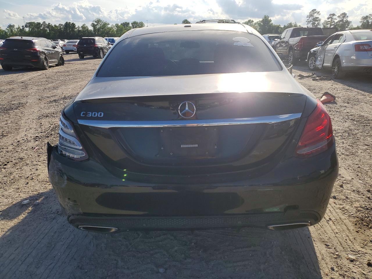 Mercedes-Benz C-Class 300
