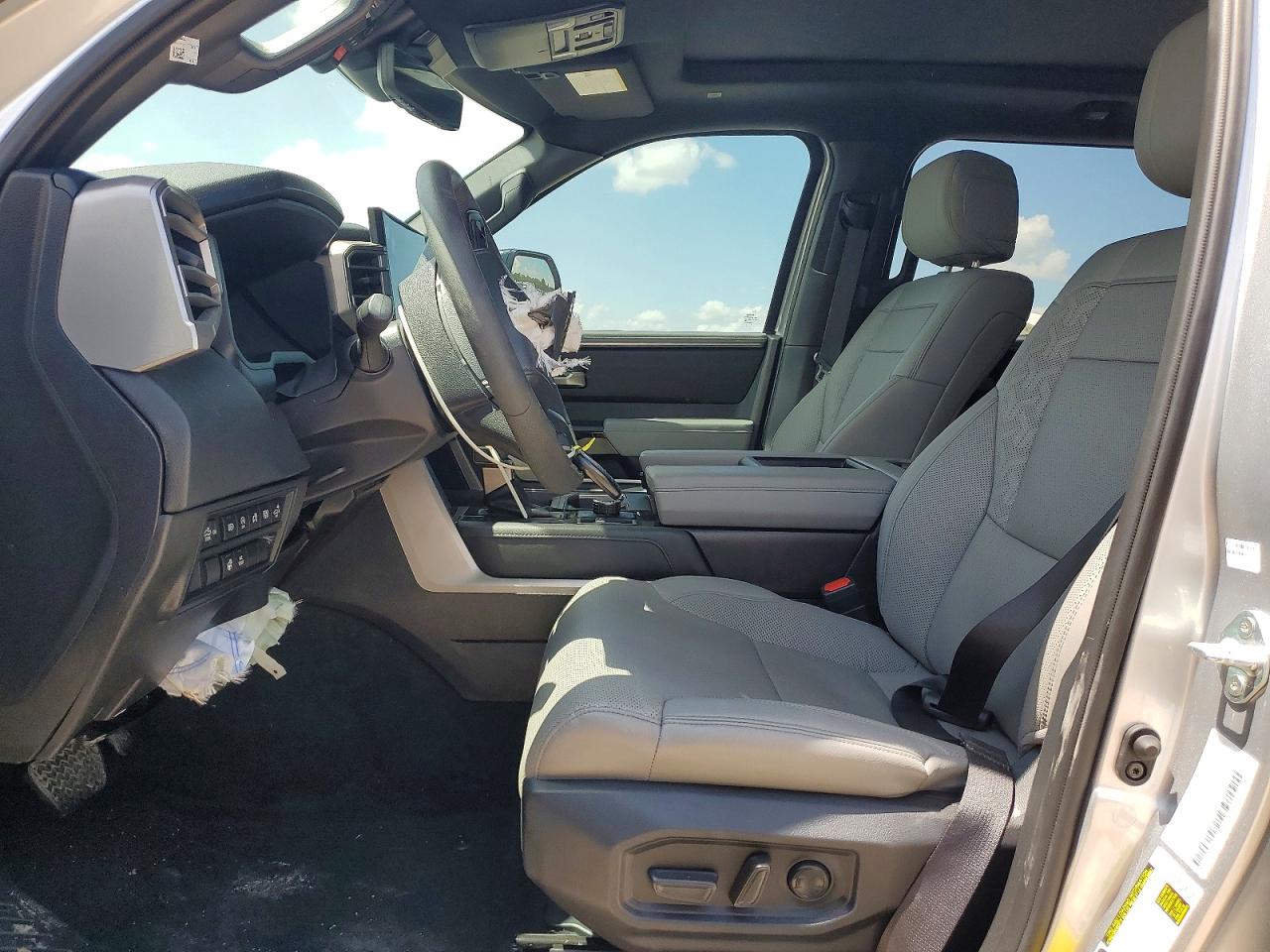 Toyota Tundra Limited