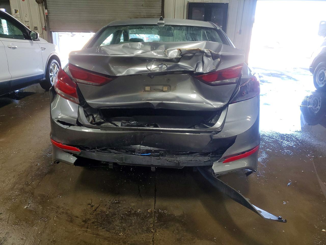 Hyundai ELANTRA Value Edition