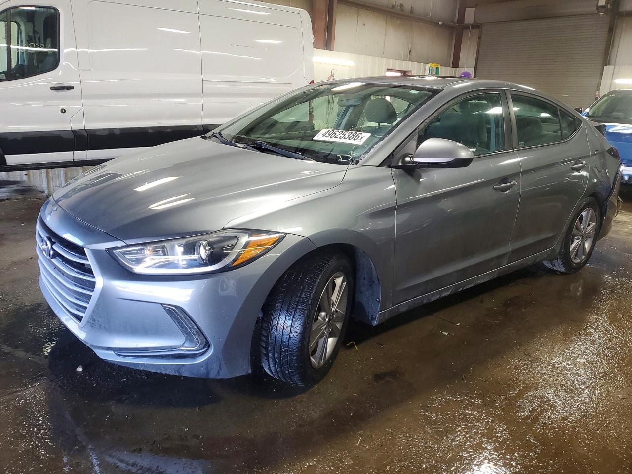 Salvage Hyundai ELANTRA Image