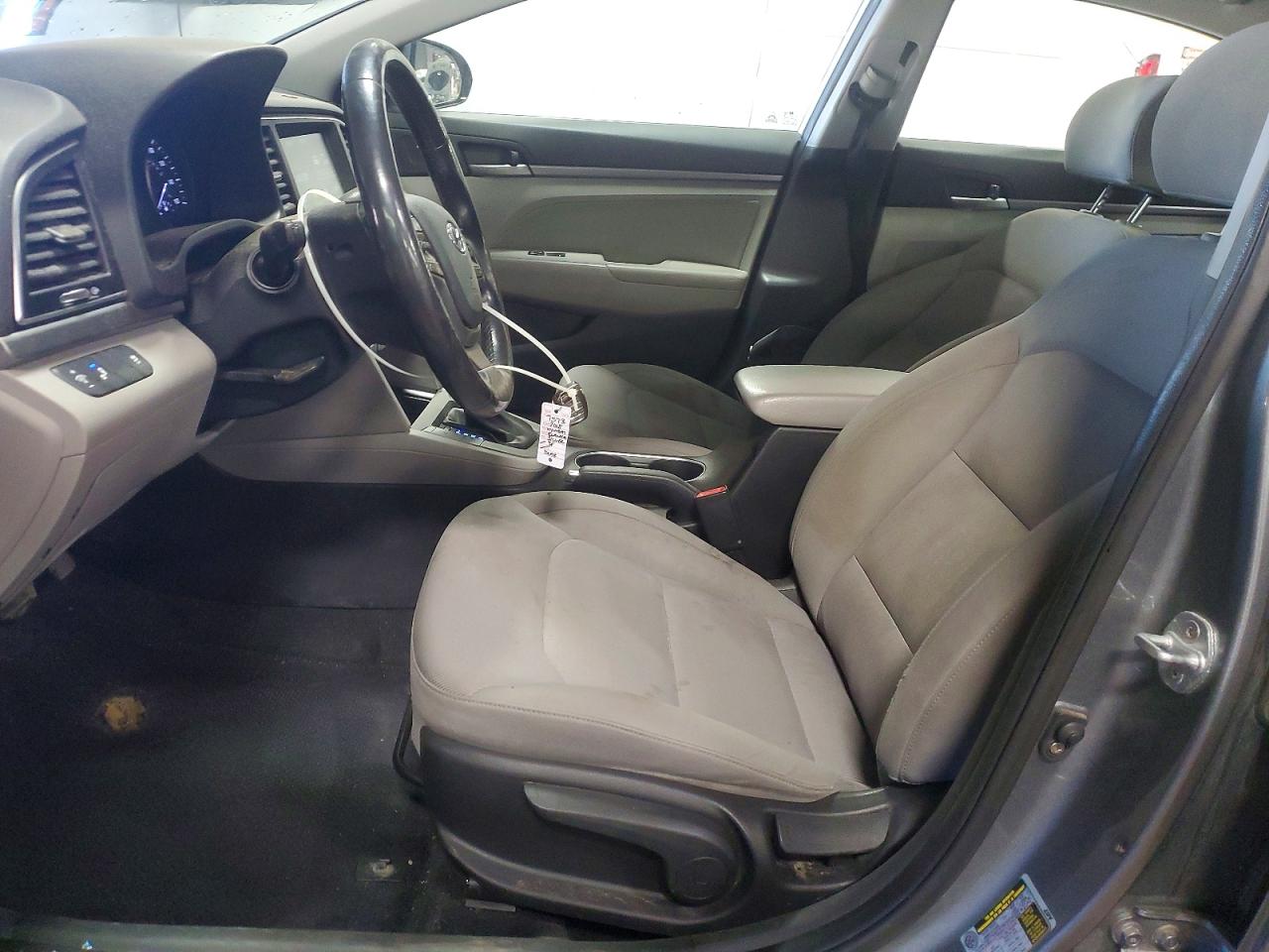 Hyundai ELANTRA Value Edition