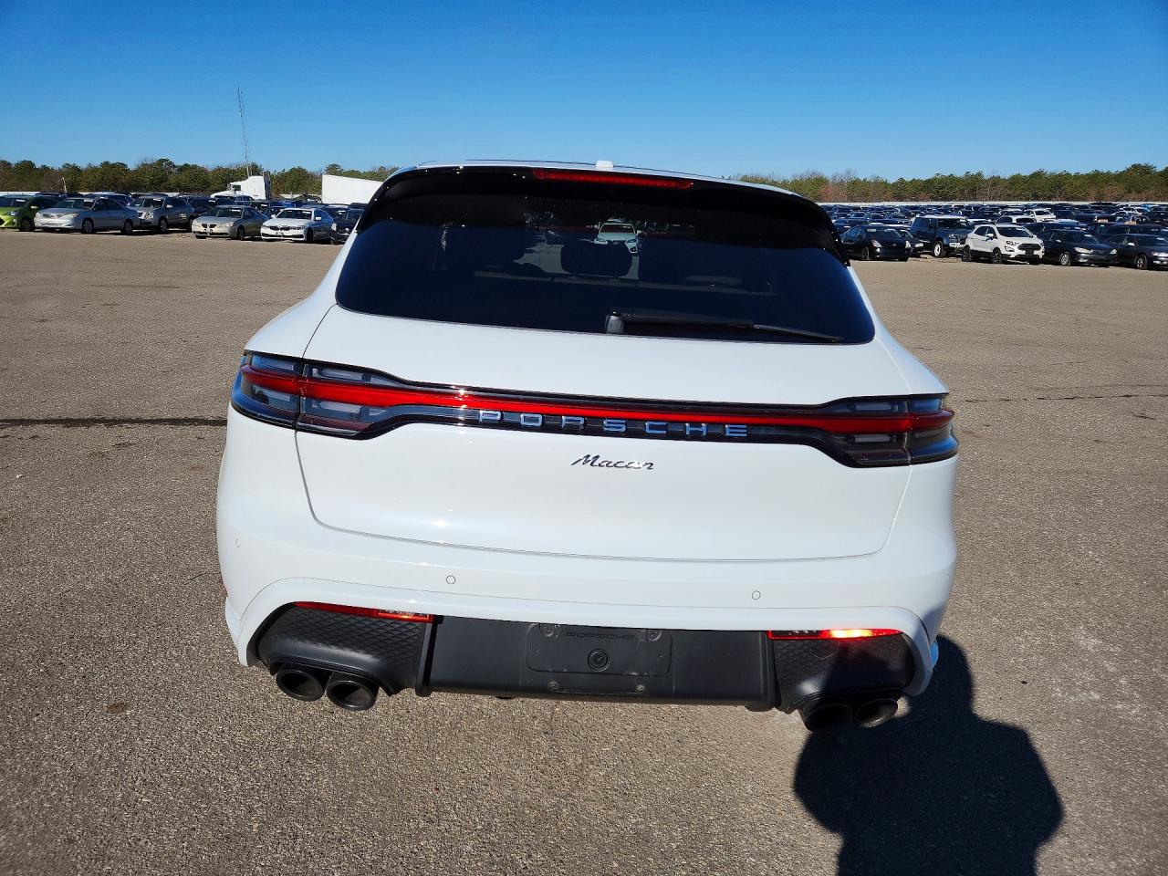 Porsche Macan Base