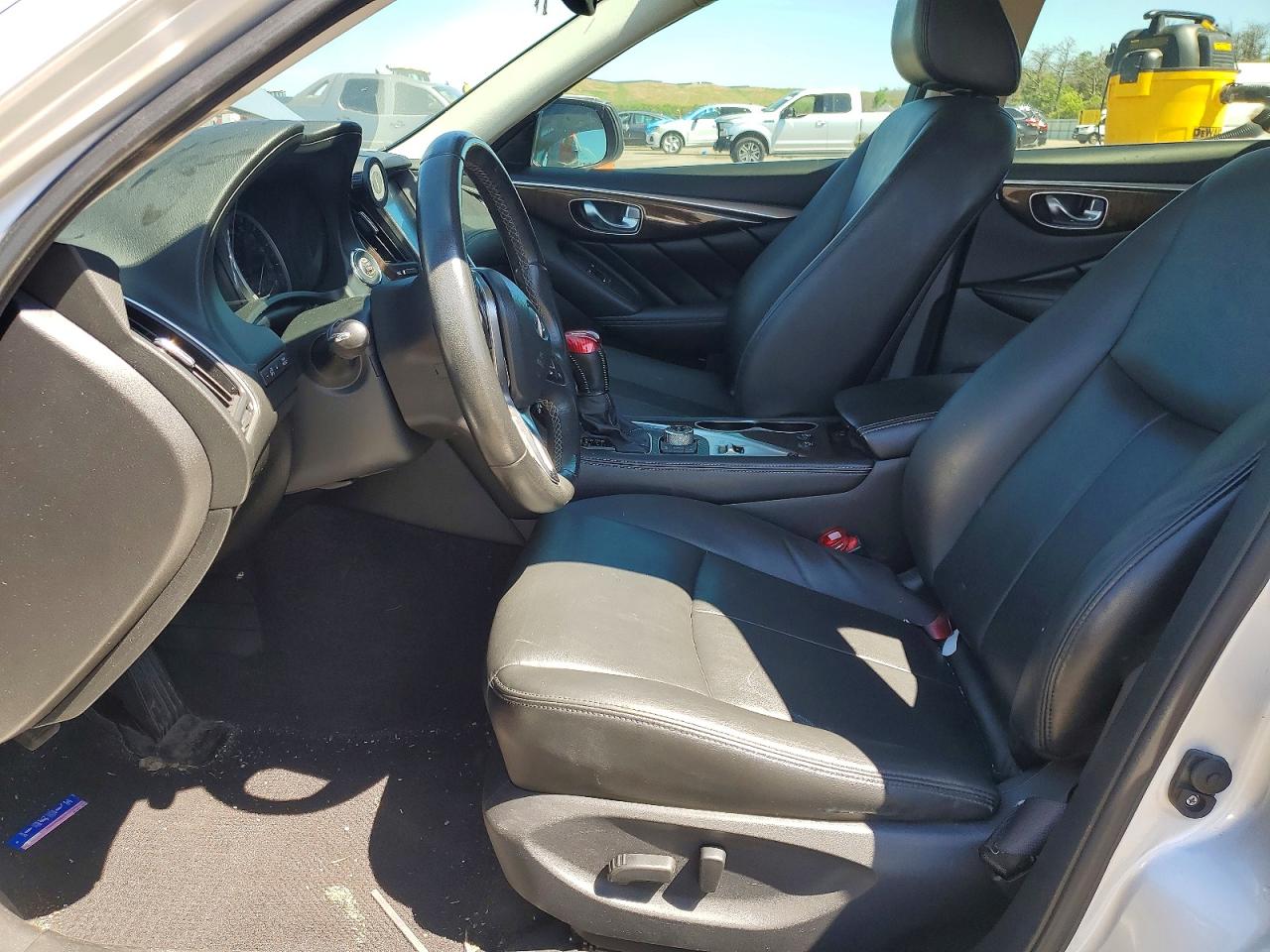 INFINITI Q50 3.0t Luxe