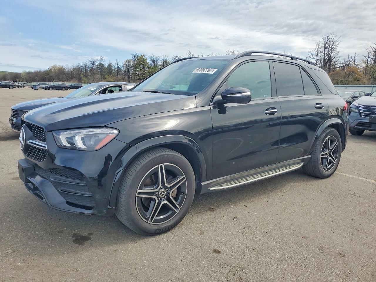 Salvage Mercedes-Benz GLE Image