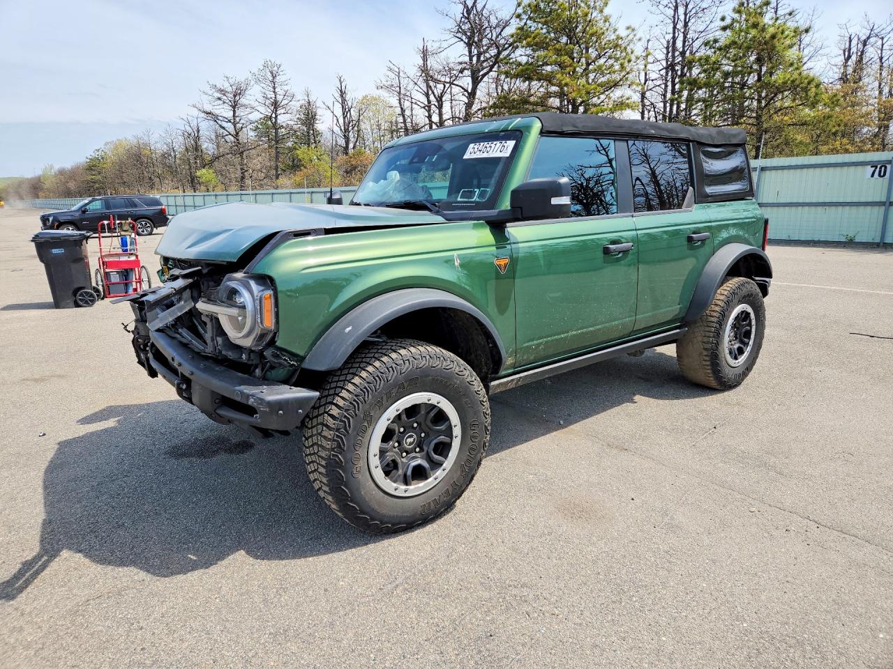 Salvage Ford Bronco Image
