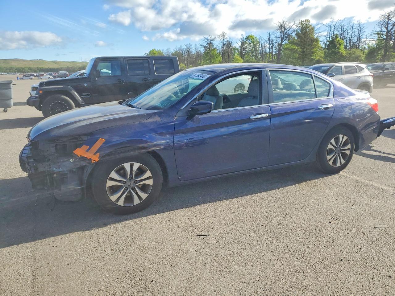 Salvage Honda Accord Image