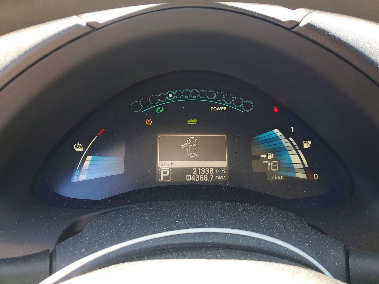 Nissan LEAF S