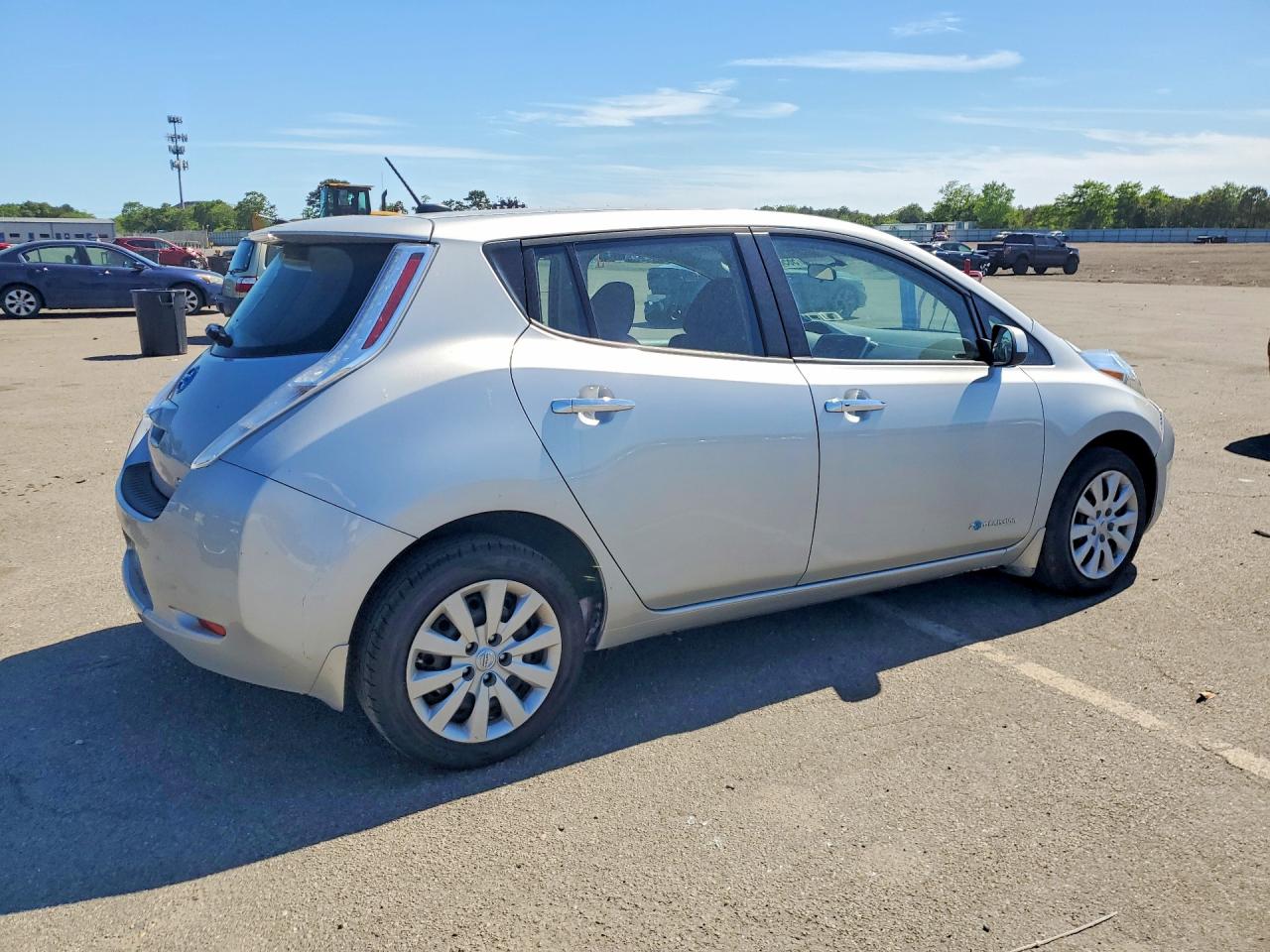 Nissan LEAF S