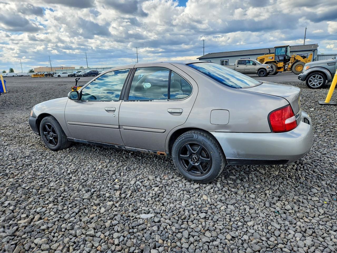 Nissan Altima Xe