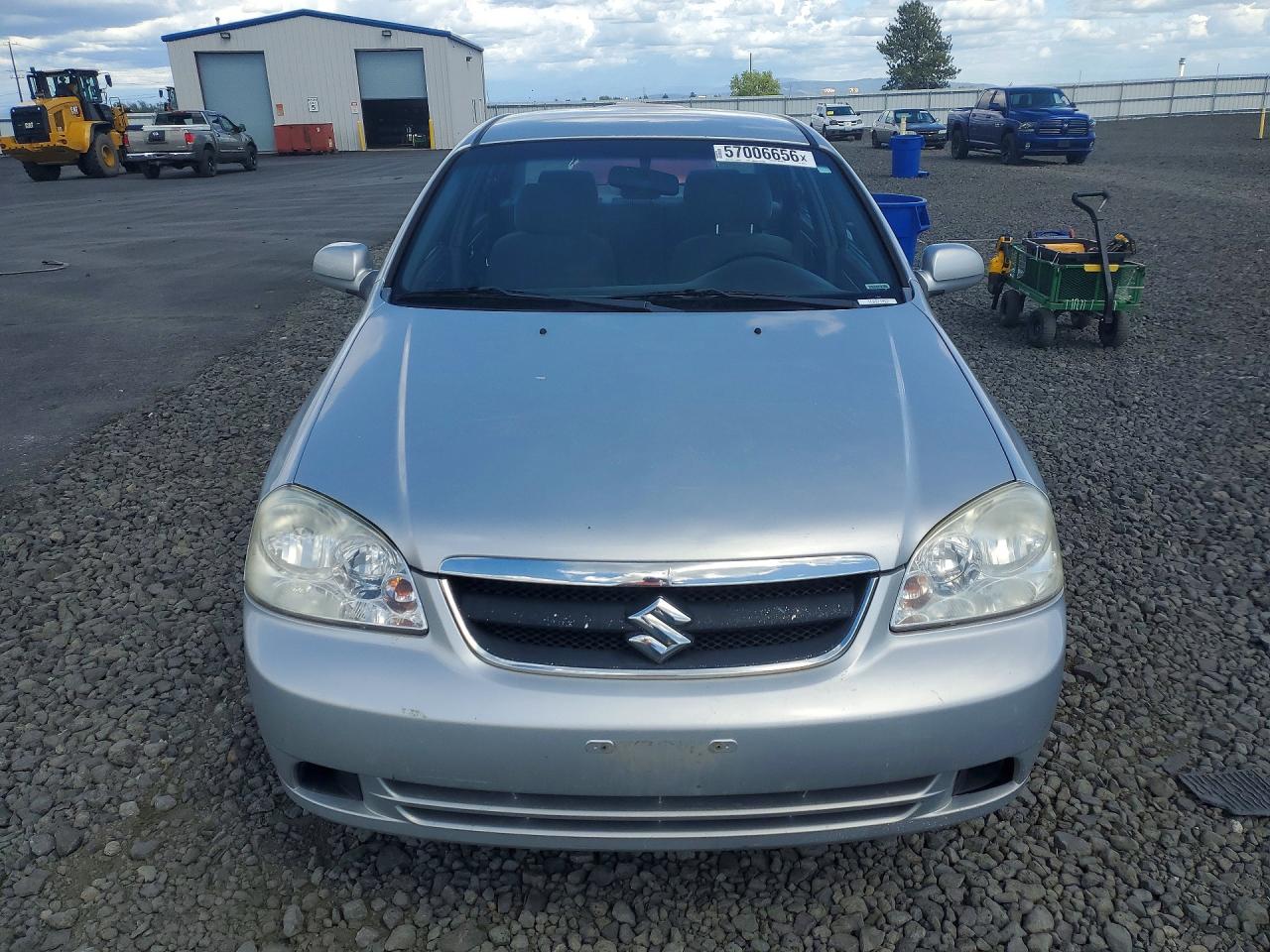 Suzuki Forenza Base