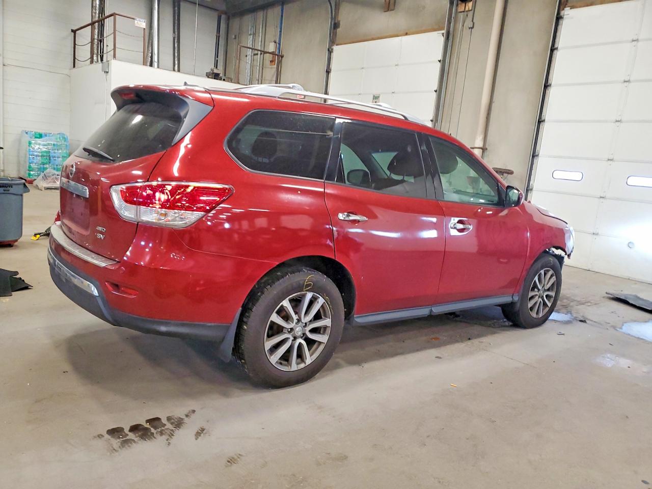 Nissan Pathfinder Sv