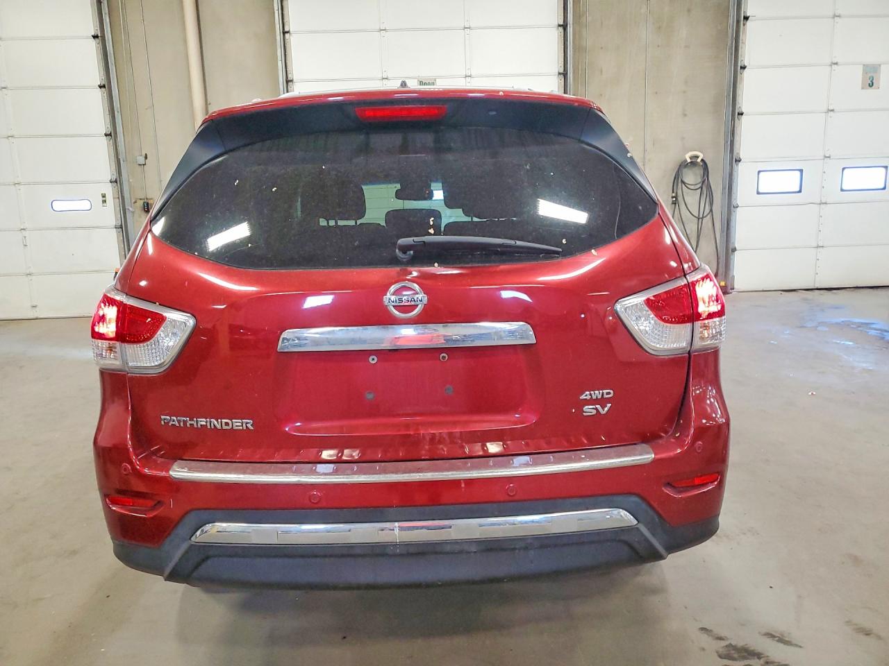 Nissan Pathfinder Sv