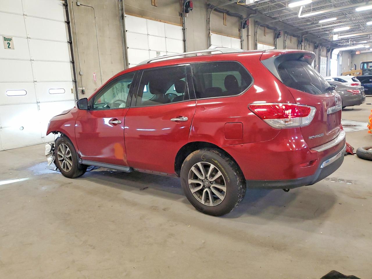 Nissan Pathfinder Sv