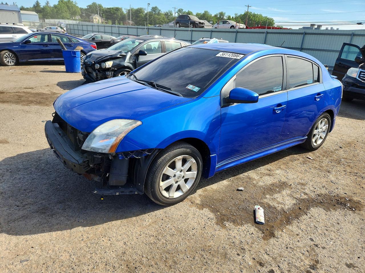Salvage Nissan Sentra Image