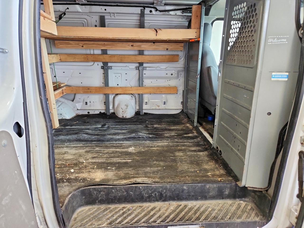 Ford Econoline E250 Van