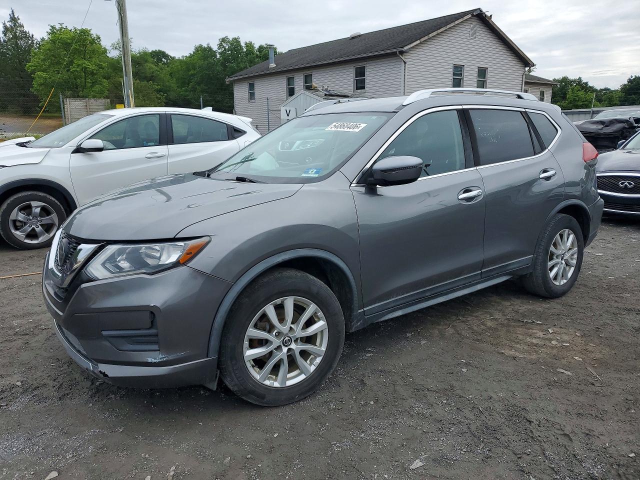 Salvage Nissan Rogue Image