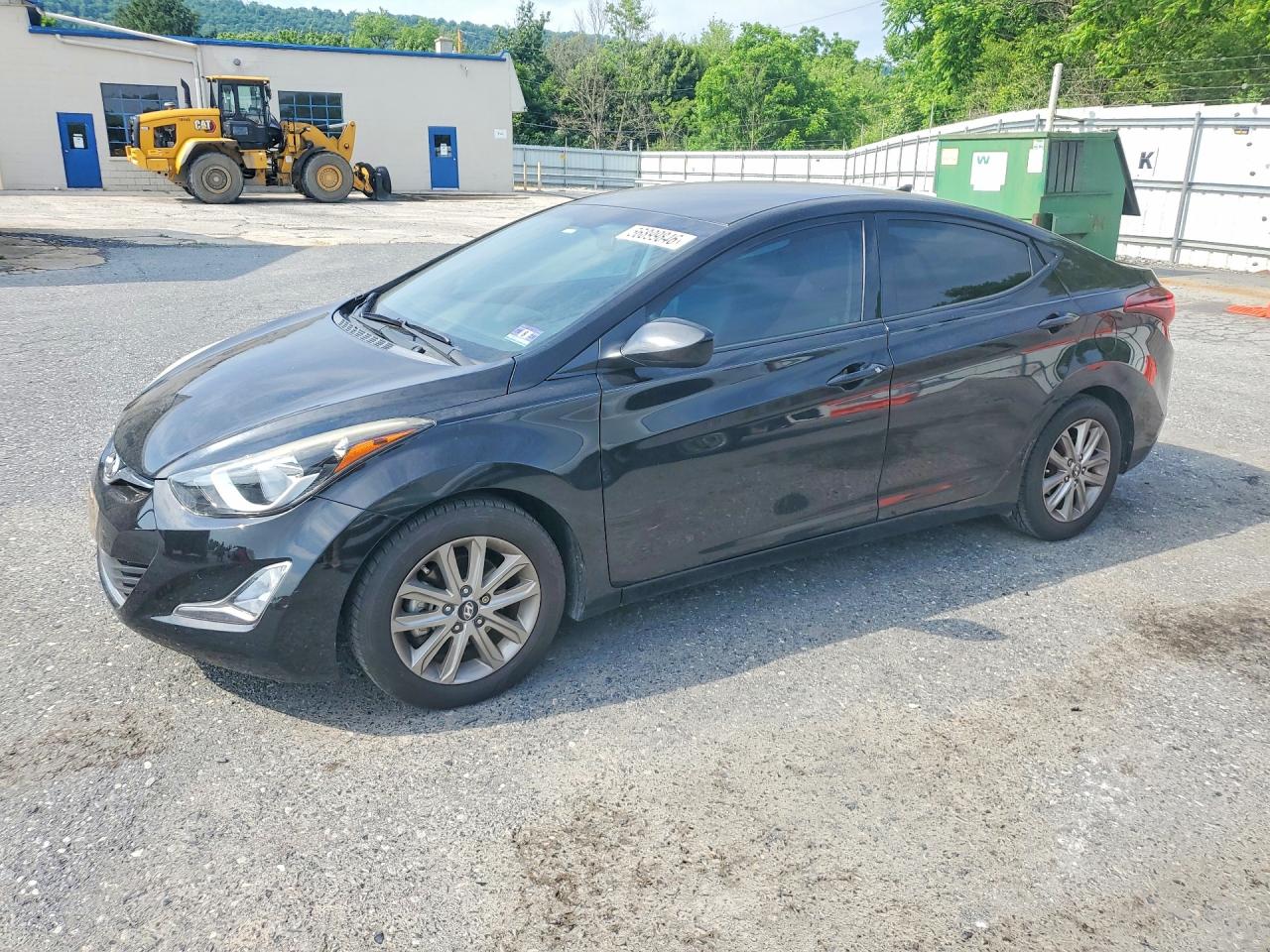 Salvage Hyundai ELANTRA Image