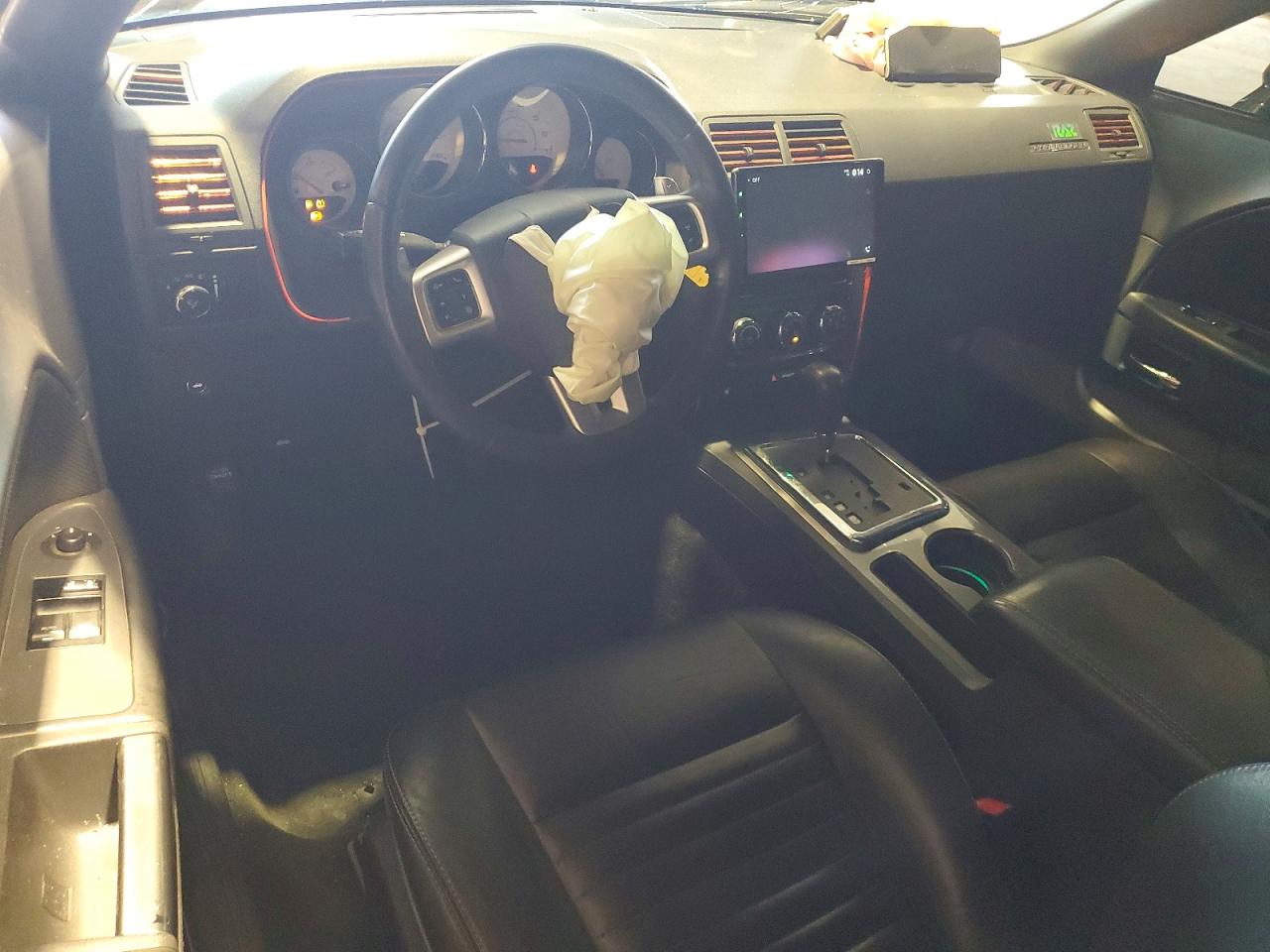Dodge Challenger Sxt
