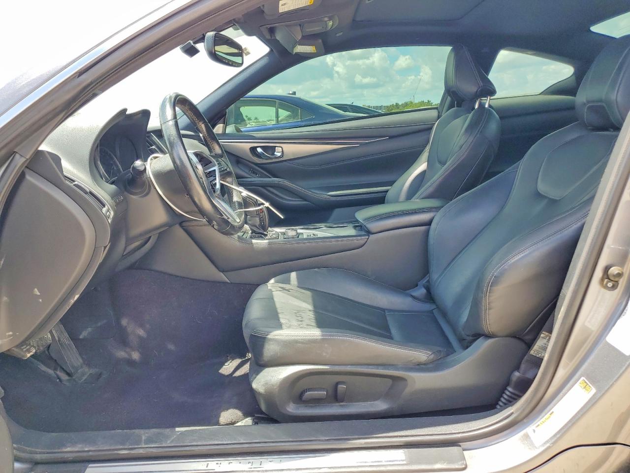 INFINITI Q60 3.0t Premium