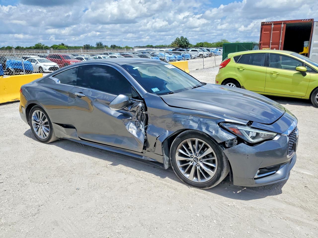 INFINITI Q60 3.0t Premium
