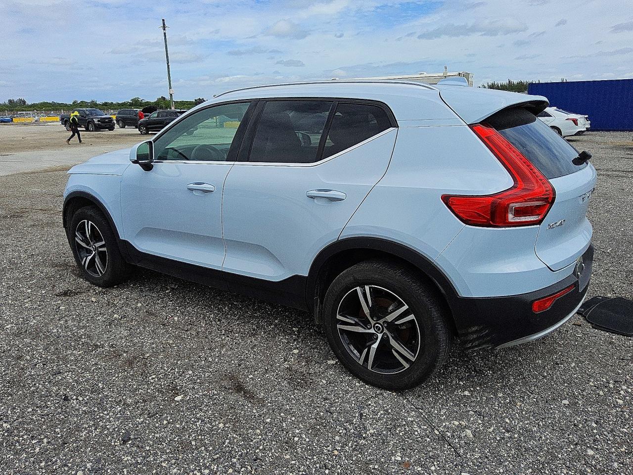 Volvo XC40 Core