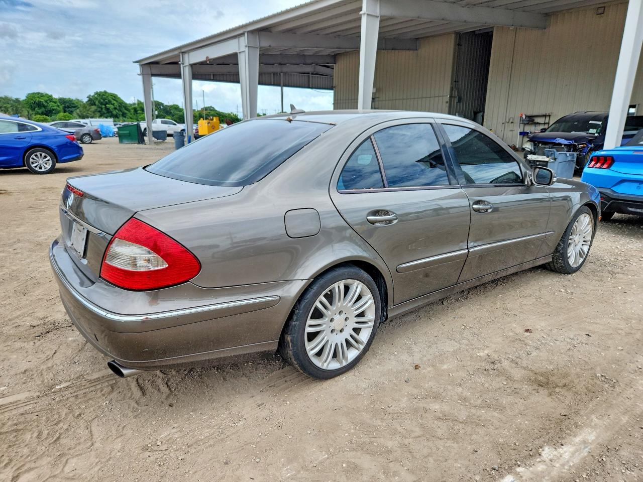Mercedes-Benz E-Class 350