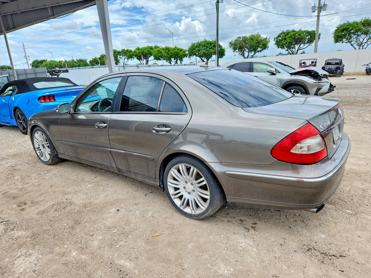 Mercedes-Benz E-Class 350