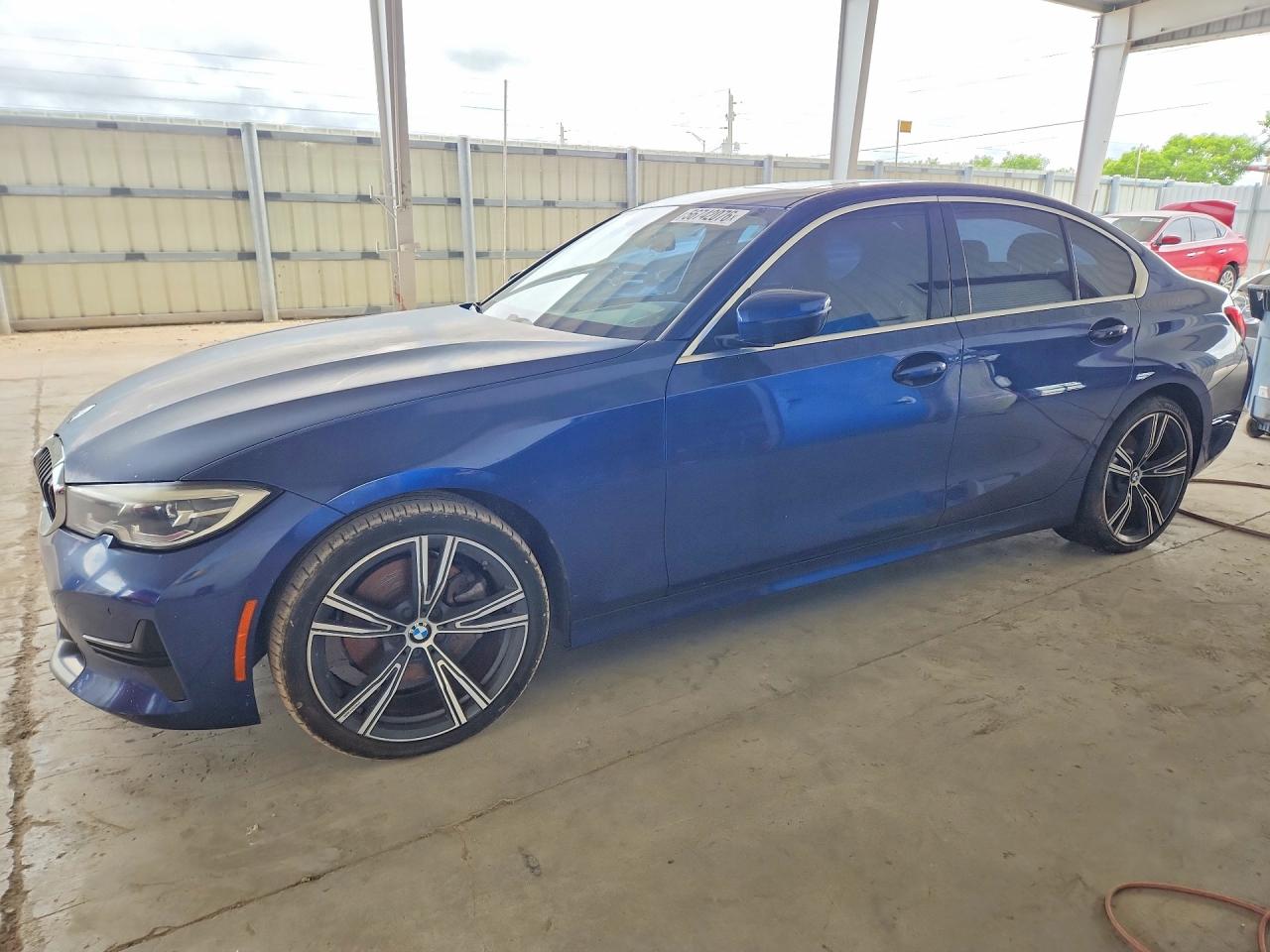 Salvage BMW 3 Series Image