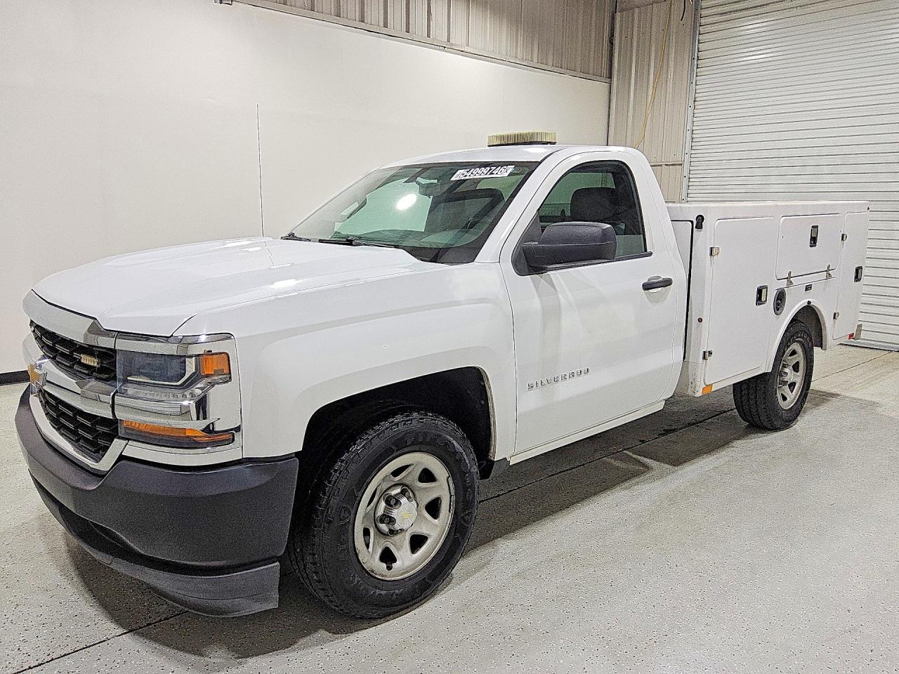 Salvage Chevrolet Silverado Image